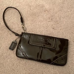 NWOT Coach Patent Leather Wristlet